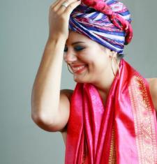 Ways to Wear and Tie Head Scarves