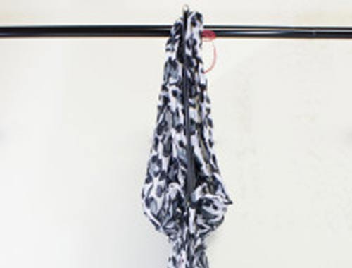 DIY: Scarftastic Handbag Organizer