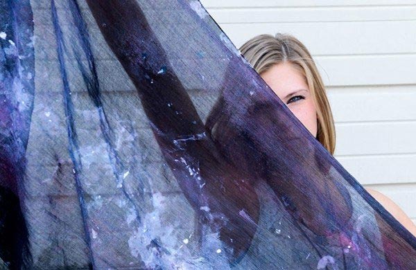 DIY: How to Make a Galaxy Scarf
