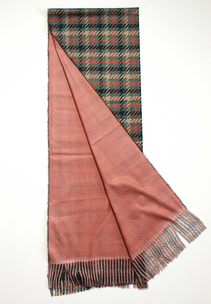 Mae Mini Houndstooth Flannel Scarf