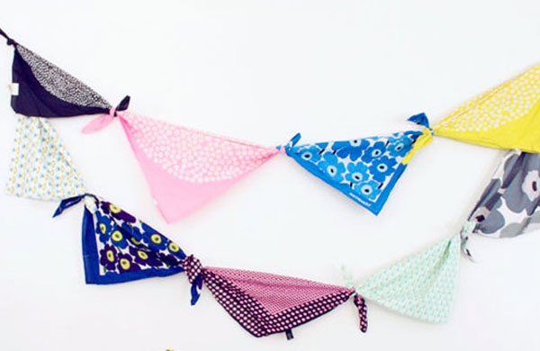5 DIY Scarf Decorations — For Your Next Party!